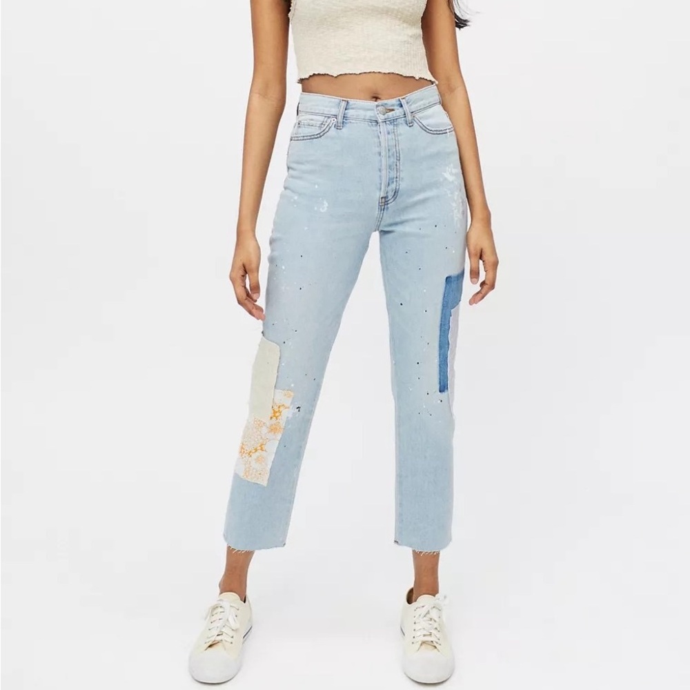 BDG High-Waisted Slim Straight Jean